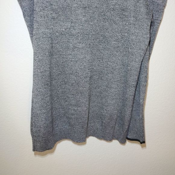 Calvin Klein cold shoulder top small - Picture 9 of 9